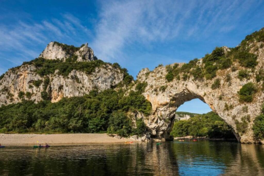 La O'Liso Gorges De L'Ardeche Villa Salavas Exterior photo